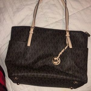 Michael Kors Jet Set Tote Purse